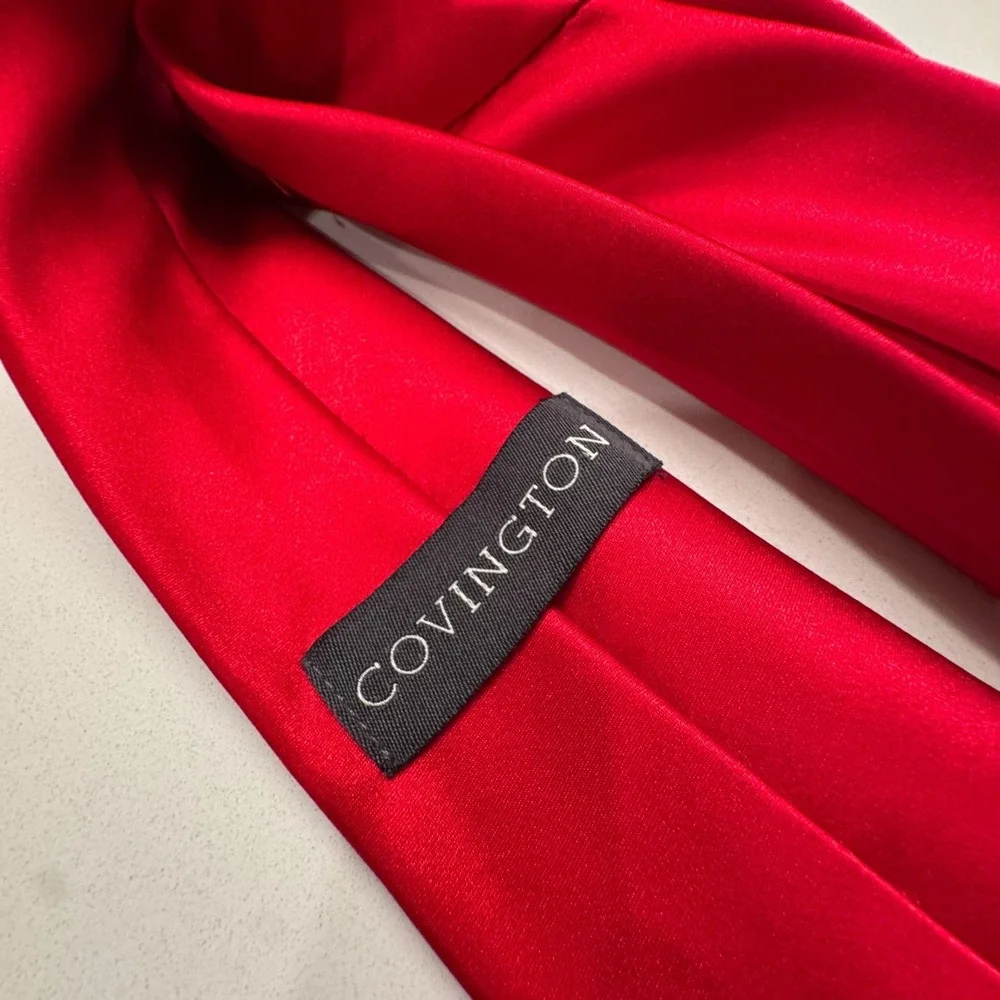Vintage Covington Tie Red Solid 100%‎ Silk Preppy Presidential Old Money Casual